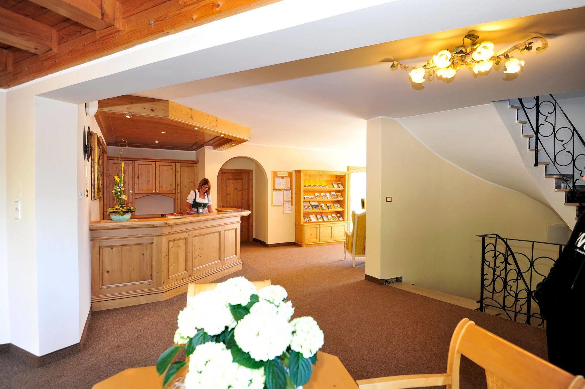 Hotel Mitlechnerhof Scena Esterno foto