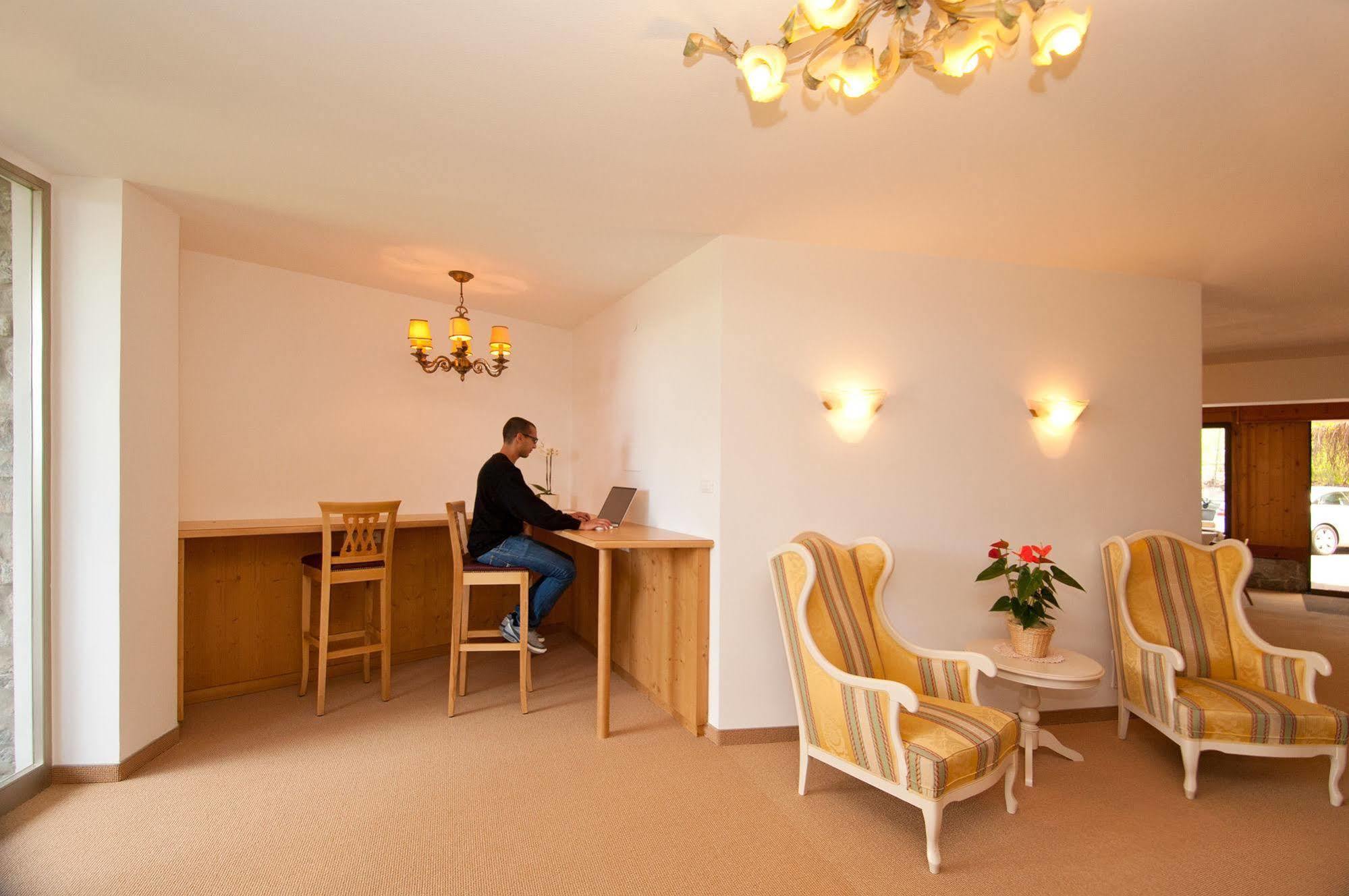 Hotel Mitlechnerhof Scena Esterno foto