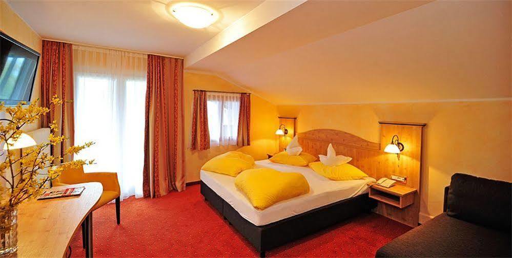 Hotel Mitlechnerhof Scena Esterno foto